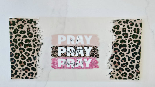 Leopard Pray