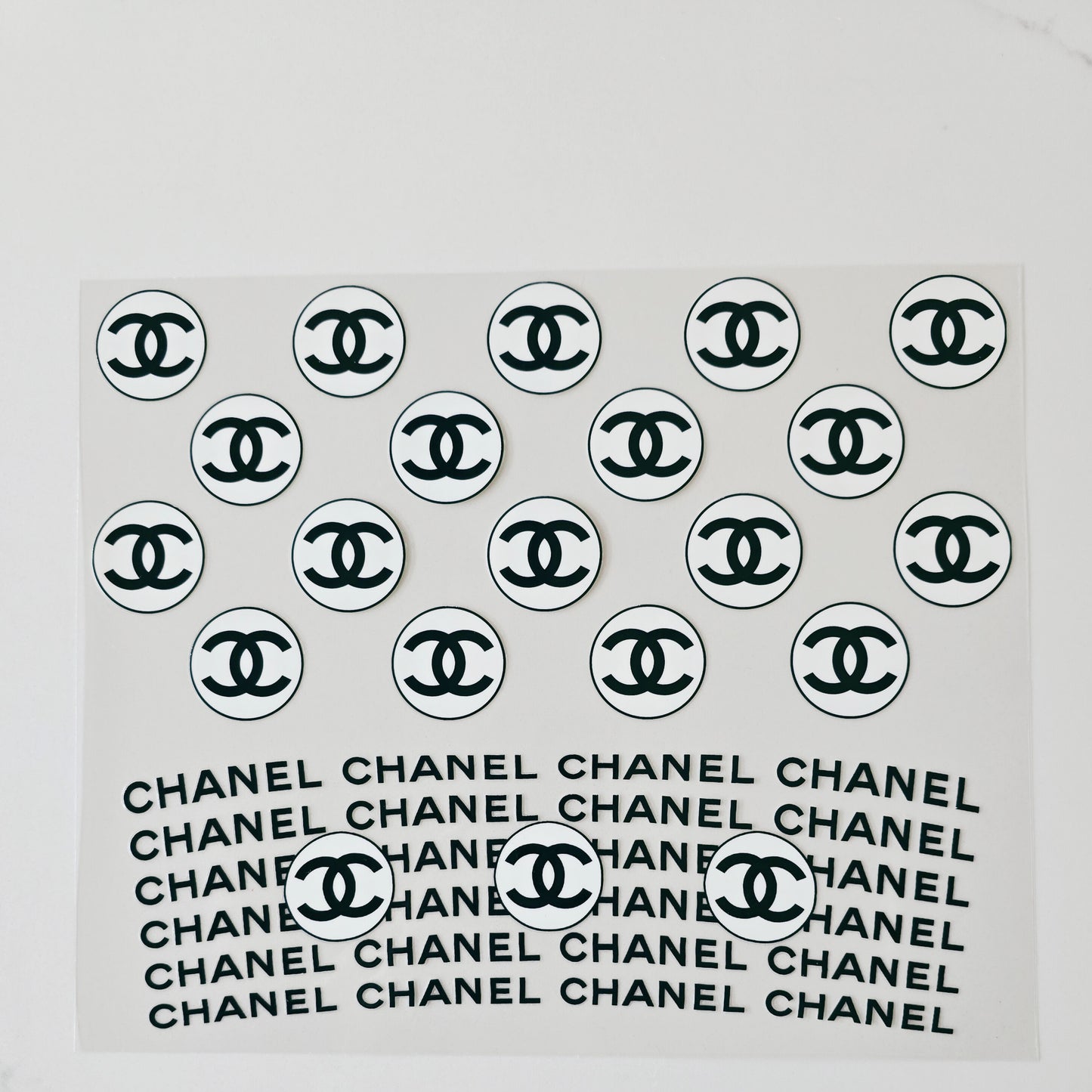 40oz Chanel