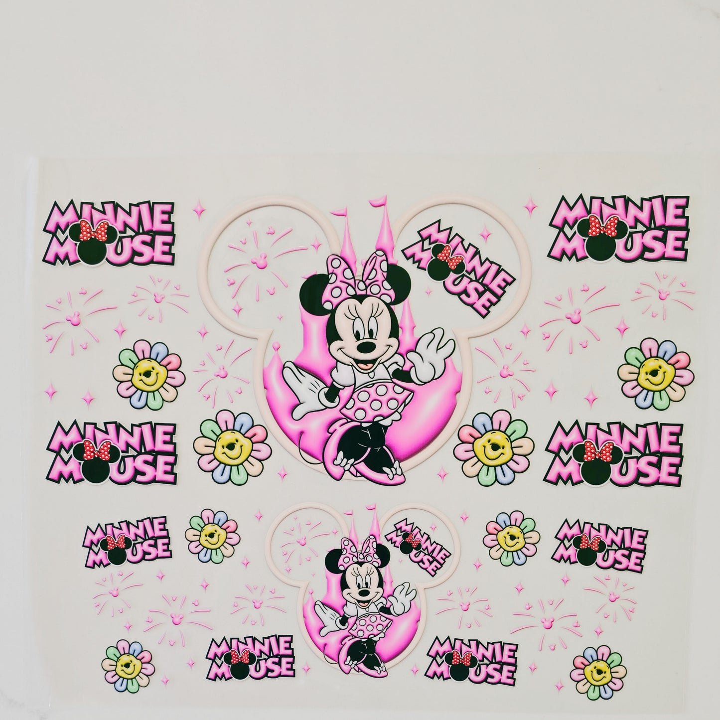 40oz Minnie Mouse