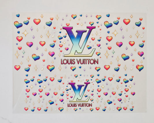 40oz Rainbow Heart LV