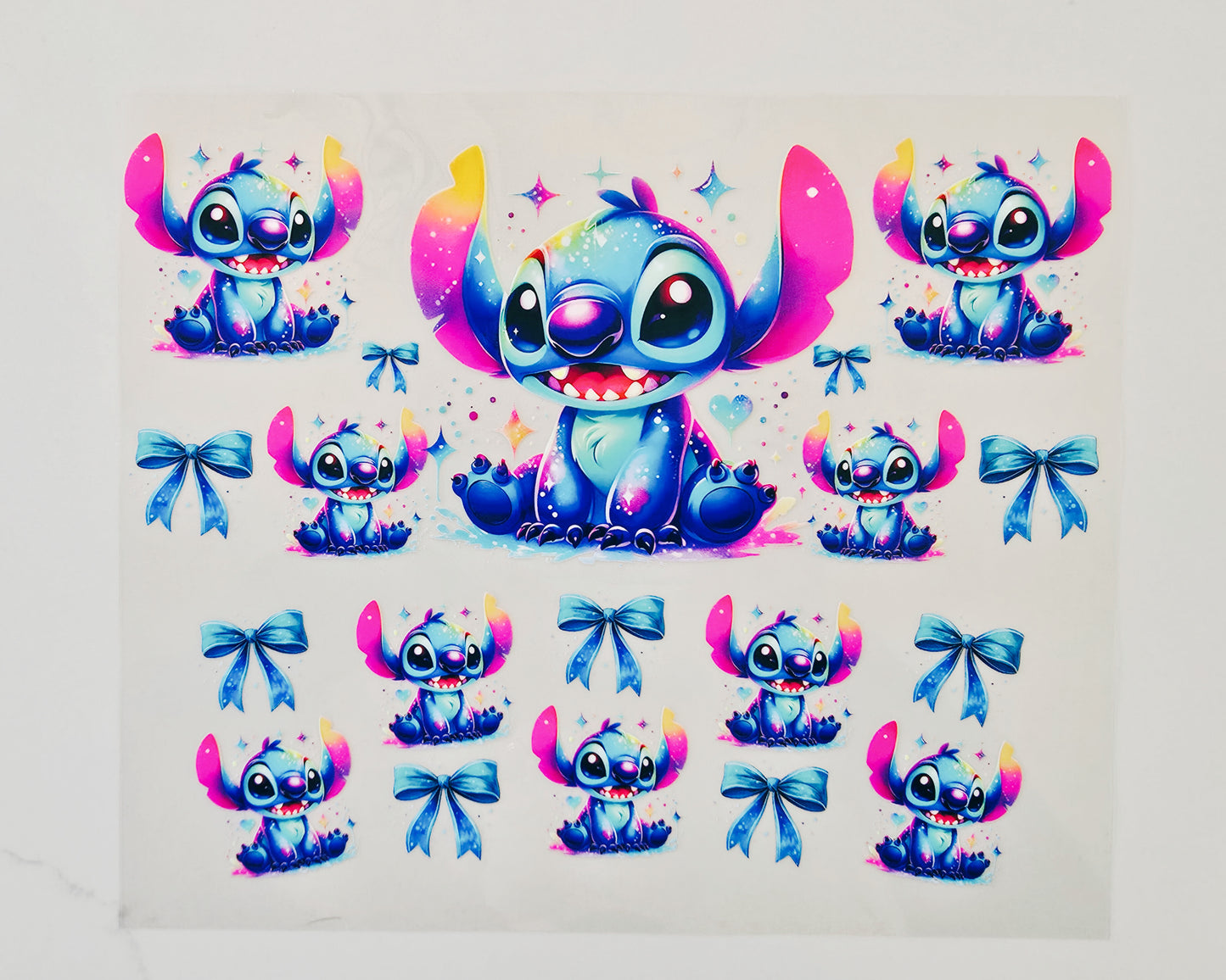 40oz Sitting Stitch with Blue Bows