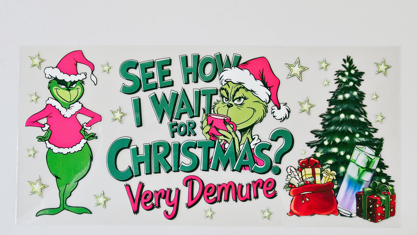 The Grinch Very Demure